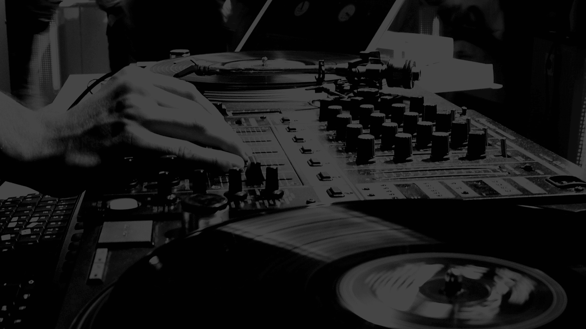 Cuanto tiene que cobrar un dj en España en 2025